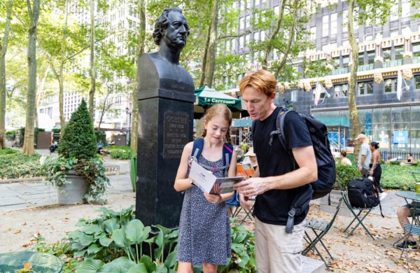 Jeu de piste dans le Midtown à New York