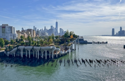 Little Island depuis Pier 57 à New York