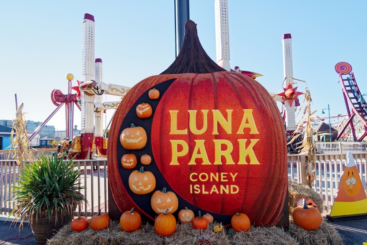 Fête d'Halloween au Luna Park à Coney Island