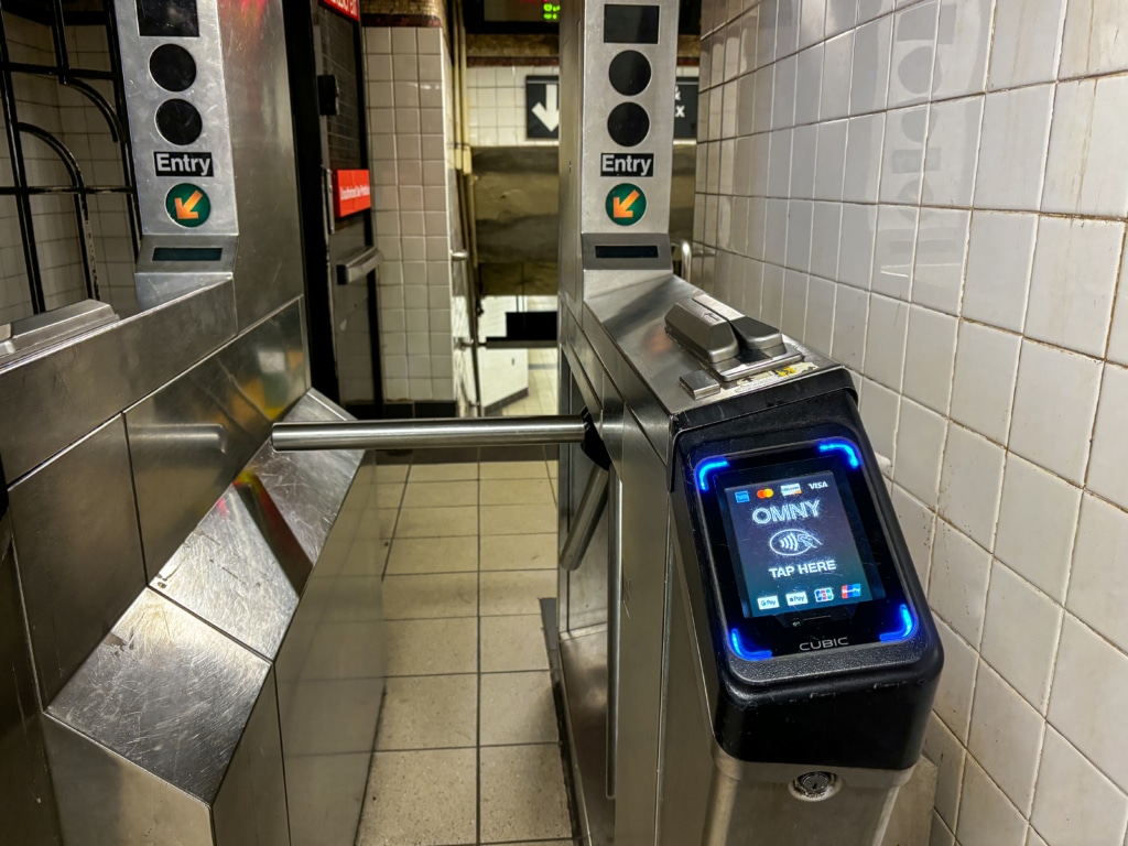 Lecteur OMNY dans le métro à New York