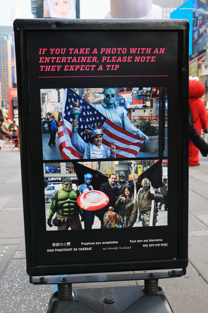 Règles photos avec les mascottes de Times Square