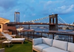 Rooftop avec vue sur le pont de Brooklyn à New York