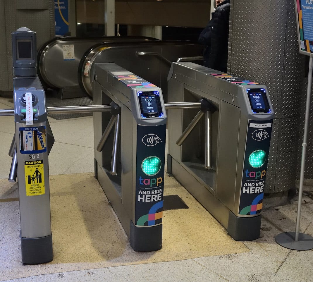 Tourniquets TAPP pour le PATH à New York