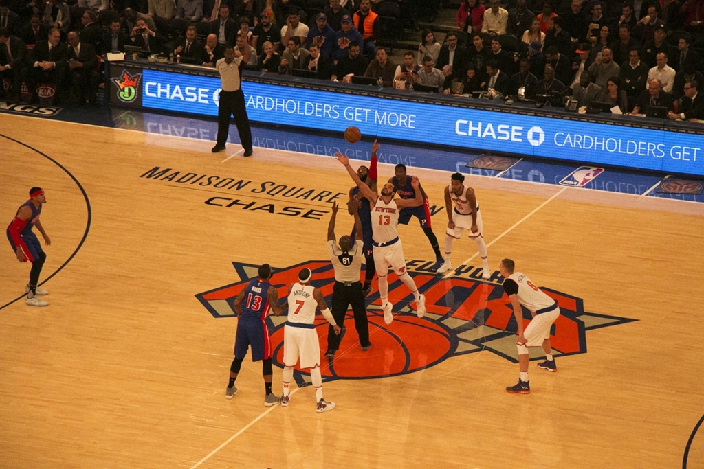 Début de match de basket à New York