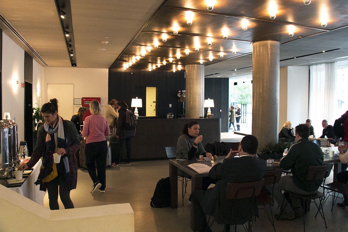 Commencez sa journée avec un délicieux petit-déjeuner inclus à l'hôtel Cassa Times Square à New York afin de bien démarrer votre exploration de la ville