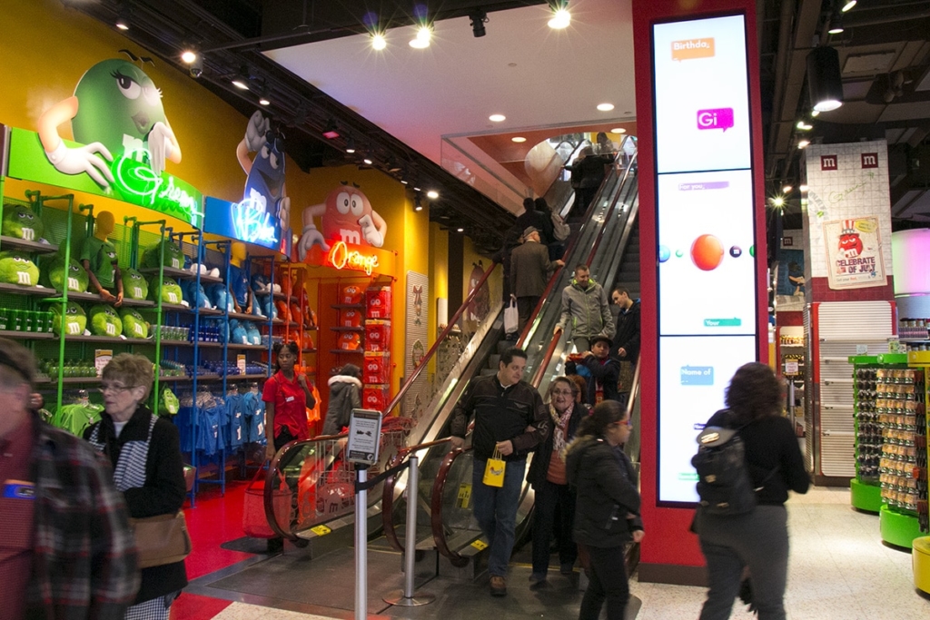 intérieur magasin M&M's World à Times Square