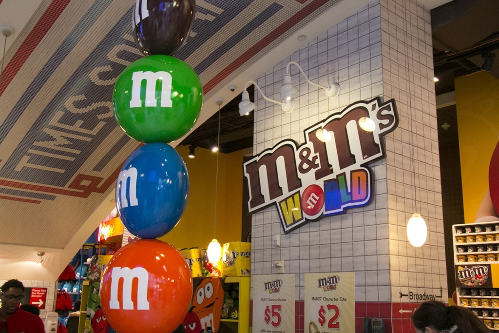 logo M&M's world New York