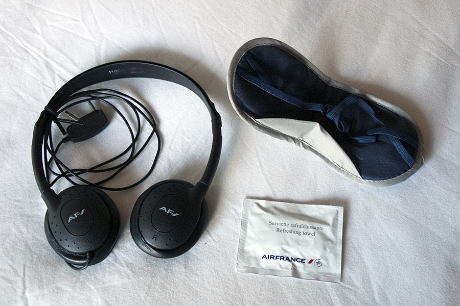 Ecouteurs, masque donnés à bord de l'avion Airbus 380 Air France