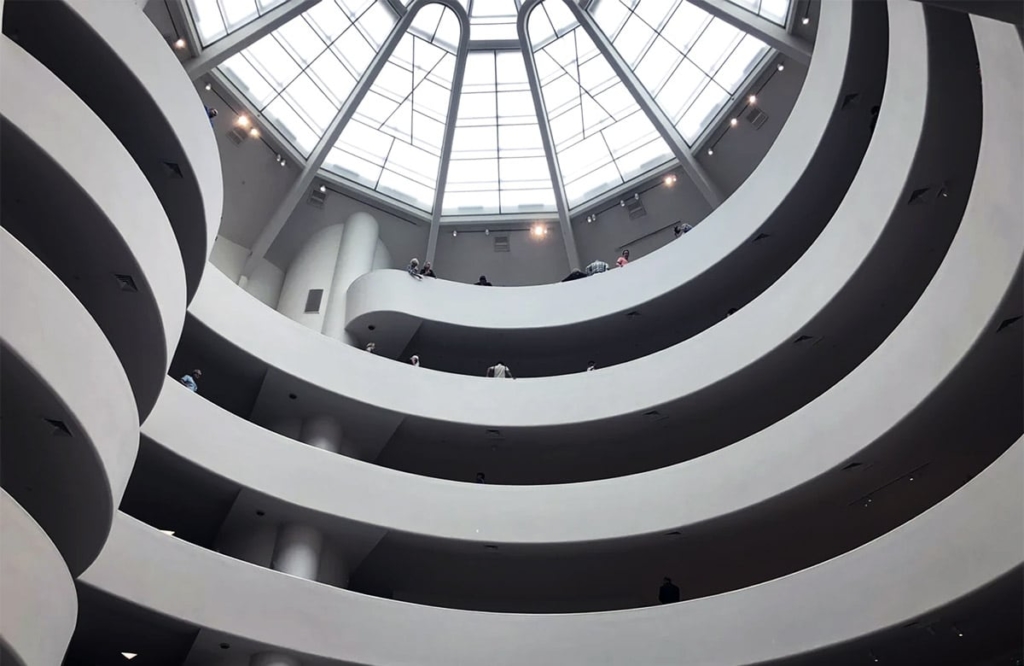 Intérieur du musée de Guggenheim - New York