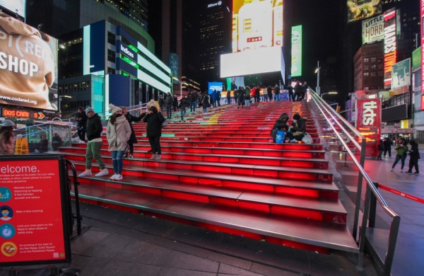 Marches rouges à Times Square